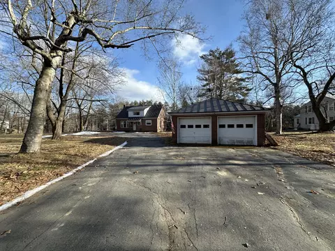 24 Collette St, Waterville, ME 04901