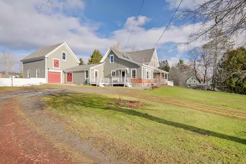 59 Purple Heart Hwy, Brooks, ME 04921