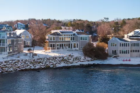 11 Harbor Ln, Ogunquit, ME 03907