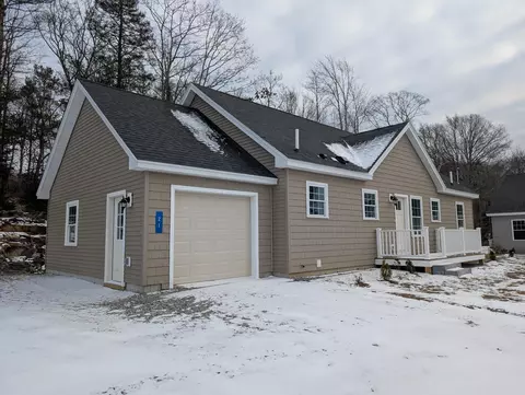 21 Alexander Way, Boothbay Harbor, ME 04538