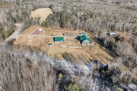 79 Gee Rd, Palmyra, ME 04965