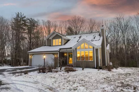 23 Birkdale Cir, Old Orchard Beach, ME 04064