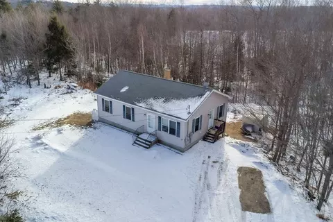 54 Hope Hill Dr, Hebron, ME 04238