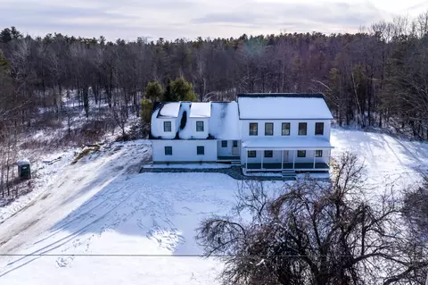 307 Pownal Rd, Freeport, ME 04032