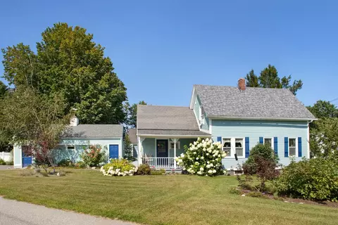 61 Brown St, Kennebunk, ME 04043