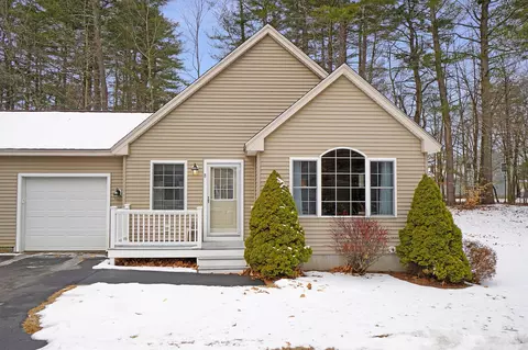 8 Port Dr #8, Windham, ME 04062