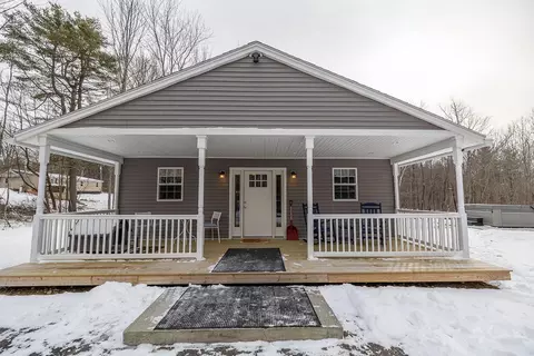 6 Breezy Acres Acres, Mount Vernon, ME 04352