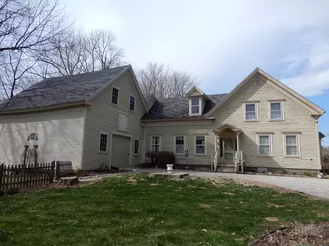 47 High Rd, Cornish, ME 04020