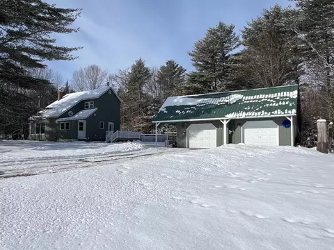 325 Cambridge Rd, Harmony, ME 04942