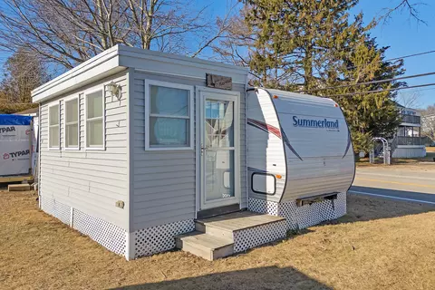 333 Long Sands Rd #18T, York, ME 03909