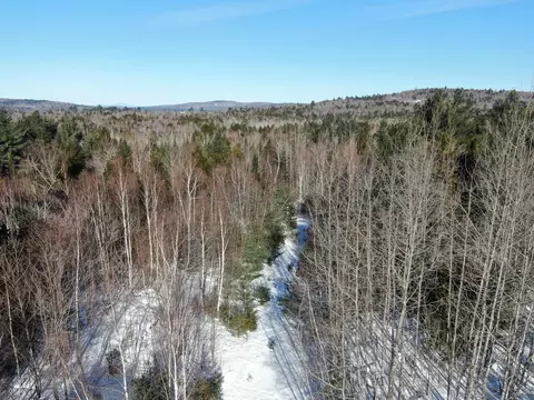 M5l26 Clark Road, Burlington, ME 04417
