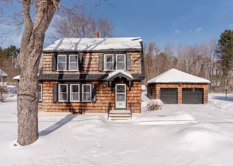 223 Lake St, Auburn, ME 04210