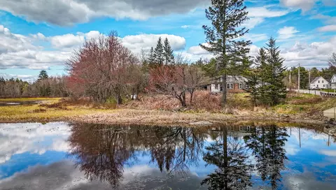 501 Main Rd, Charleston, ME 04422