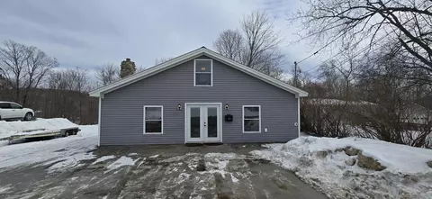 64 Railroad Ave, Dexter, ME 04930