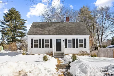 15 Texas St, Portland, ME 04103