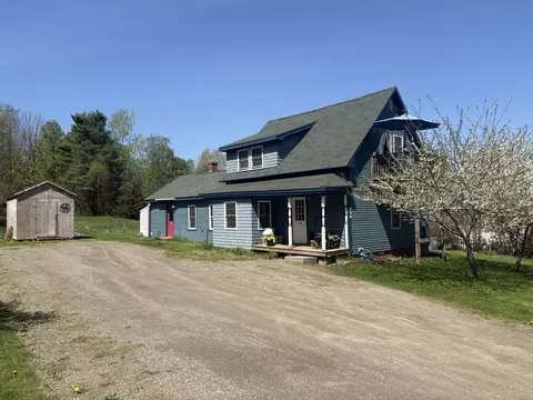 678 Bog Rd, Jackson, ME 04921
