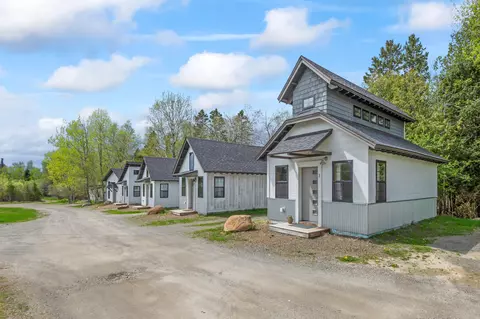 2342 Main St, Rangeley, ME 04970