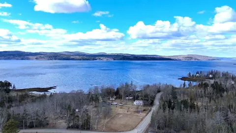 521 W Bay Rd, Islesboro, ME 04848
