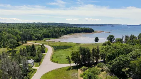 521 W Bay Rd, Islesboro, ME 04848