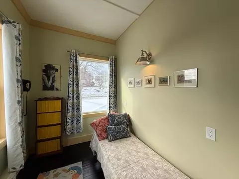 Bedroom - 6 School St, Lubec, ME 04652 photo 2 of 6