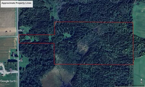 9 W Gate Rd # C, Caswell, ME 04750