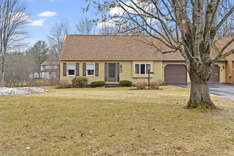 49 Old Carriage Rd #32, Auburn, ME 04210