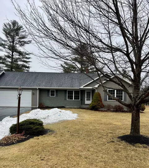10 Marsh View Dr #18, Turner, ME 04282