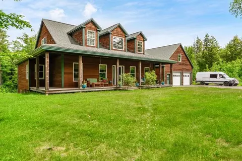 15 Marston Rd, Baldwin, ME 04091
