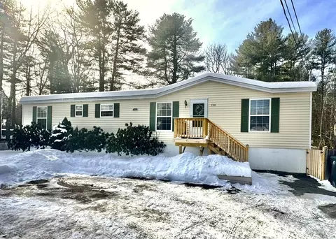132 Gorham Rd, Scarborough, ME 04074
