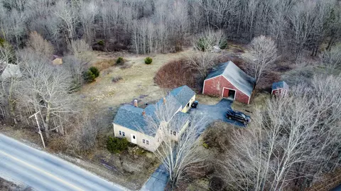 87 Albion Rd, Windham, ME 04062