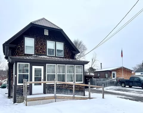 433 Penobscot Ave, Millinocket, ME 04462