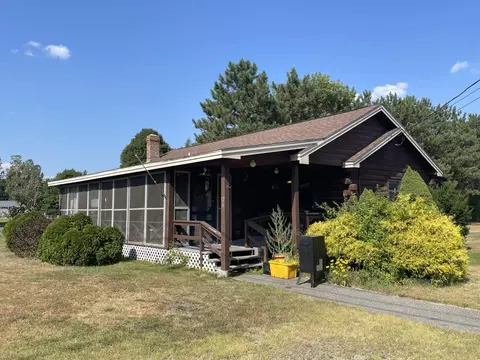 12 A 12 B York St #B, Solon, ME 04979