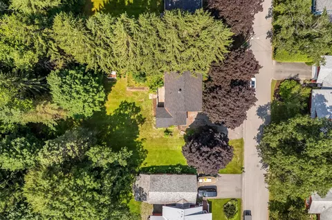 8 Sylvan Rd, Orono, ME 04473 photo 5