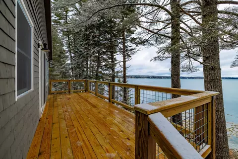 538 Gouldsboro Point Rd, Gouldsboro, ME 04607