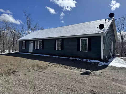132 Sunken Bridge Rd, Winterport, ME 04496