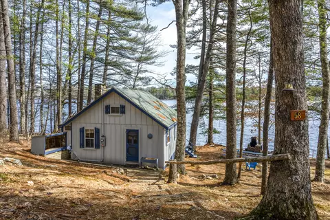 58 Juniper Ln, Damariscotta, ME 04543