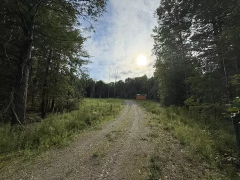 498 Morrill Rd, Winslow, ME 04901
