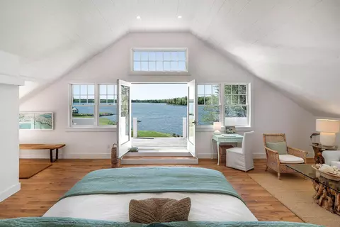 3 Flye Point Rd, Brooklin, ME 04616