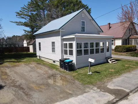 103 Sixth St, Old Town, ME 04468