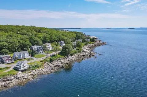 147 State Route 32, Bristol, ME 04554