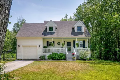 27 Fairway Dr, Scarborough, ME 04074