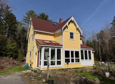 55 S Cobbtown Rd, Lincolnville, ME 04849