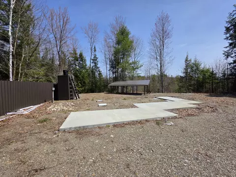 413 Main Rd, Passadumkeag, ME 04475