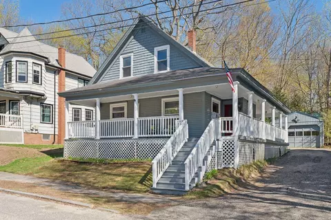 7 Western View St, Auburn, ME 04210