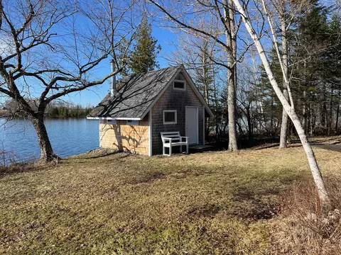 Undisclosed, Parkman, ME 04443