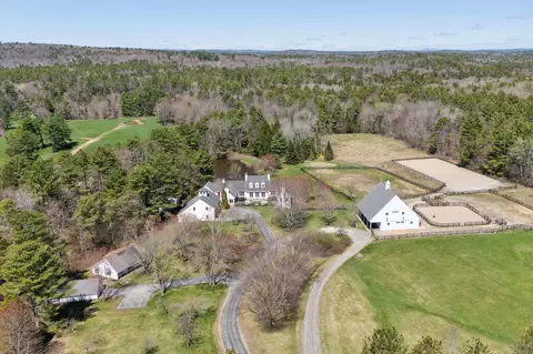 238 Hallowell Rd, Pownal, ME 04069