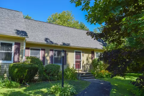 317 Austin St #10, Westbrook, ME 04092