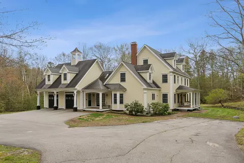 21 Lookout Dr, Freeport, ME 04032