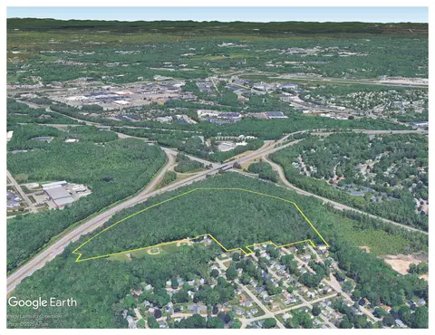 173 New York Ave #R, South Portland, ME 04106