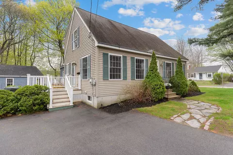 30 Bennett St, South Portland, ME 04106